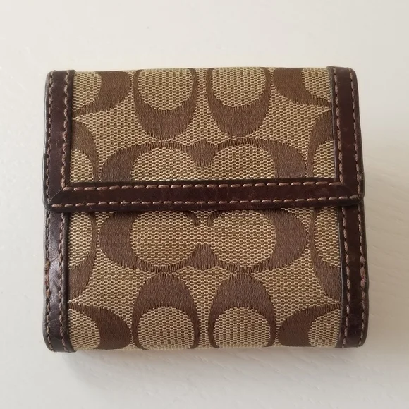 Coach Vintage Kisslock Wallet - Picture 2 of 13